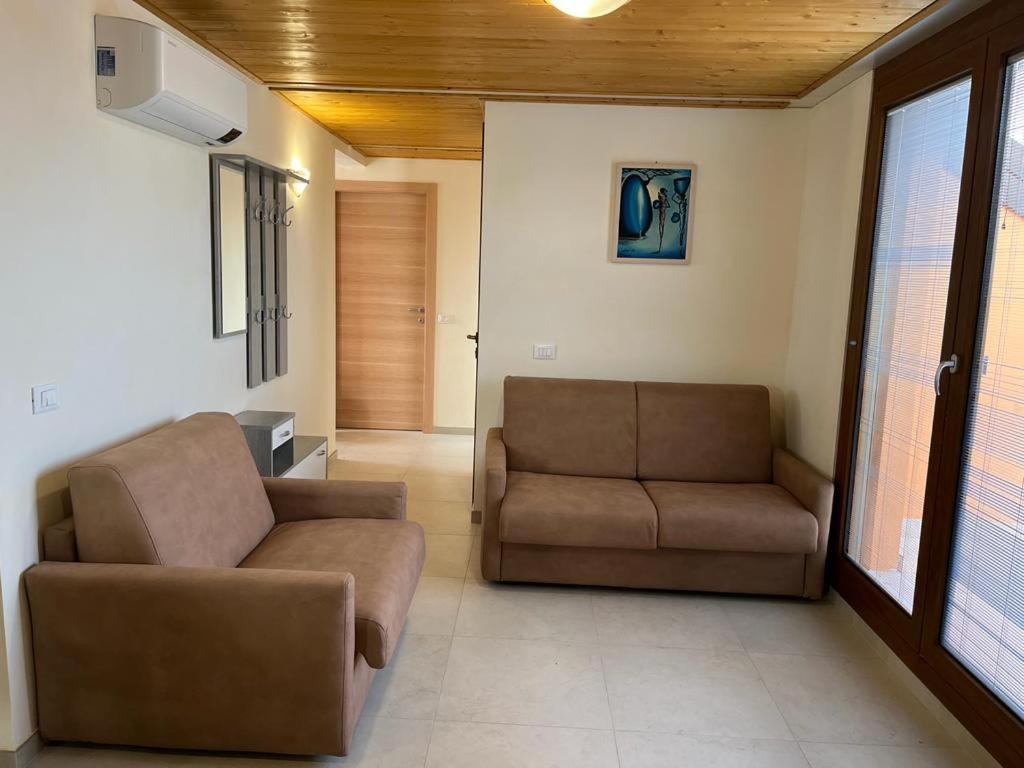 Perla Top Floor Apartment Sirmione Exterior photo