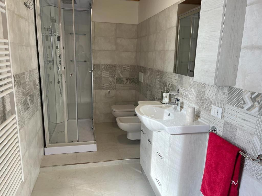 Perla Top Floor Apartment Sirmione Exterior photo